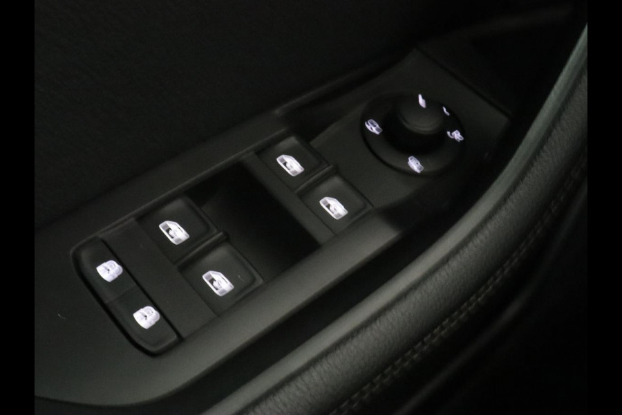 Škoda Superb 1.4 TSI iV Business Edition Plus | Trekhaak | Leder/Alcantara | Adaptive cruise | Stoelverwarming | Canton Sound | Camera | Carplay | Navigatie | Keyless | Full LED | Virtual Cockpit | PHEV | Plug In