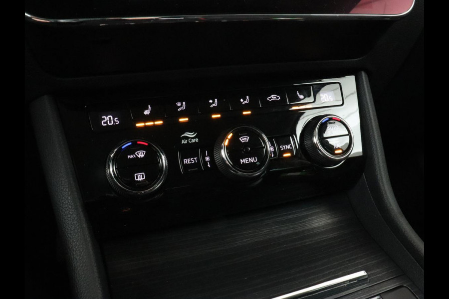 Škoda Superb 1.4 TSI iV Business Edition Plus | Trekhaak | Leder/Alcantara | Adaptive cruise | Stoelverwarming | Canton Sound | Camera | Carplay | Navigatie | Keyless | Full LED | Virtual Cockpit | PHEV | Plug In