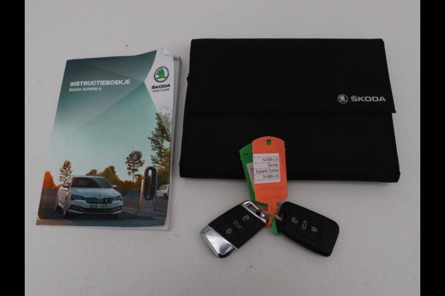 Škoda Superb 1.4 TSI iV Business Edition Plus | Trekhaak | Leder/Alcantara | Adaptive cruise | Stoelverwarming | Canton Sound | Camera | Carplay | Navigatie | Keyless | Full LED | Virtual Cockpit | PHEV | Plug In