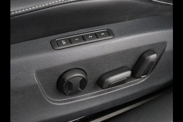 Škoda Superb 1.4 TSI iV Business Edition Plus | Trekhaak | Leder/Alcantara | Adaptive cruise | Stoelverwarming | Canton Sound | Camera | Carplay | Navigatie | Keyless | Full LED | Virtual Cockpit | PHEV | Plug In