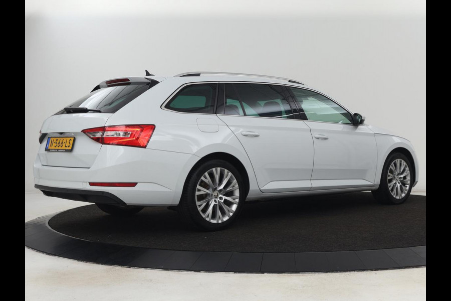 Škoda Superb 1.4 TSI iV Business Edition Plus | Trekhaak | Leder/Alcantara | Adaptive cruise | Stoelverwarming | Canton Sound | Camera | Carplay | Navigatie | Keyless | Full LED | Virtual Cockpit | PHEV | Plug In
