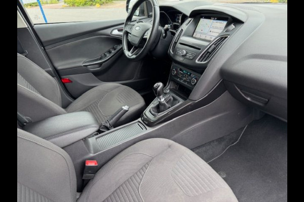 Ford FOCUS Wagon 1.0 125pk Titanium 162.000km Airco/ECC,Cruisecontrol,Navigatie