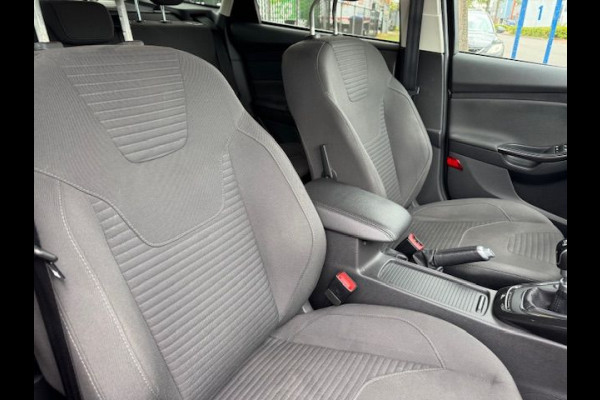 Ford FOCUS Wagon 1.0 125pk Titanium 162.000km Airco/ECC,Cruisecontrol,Navigatie