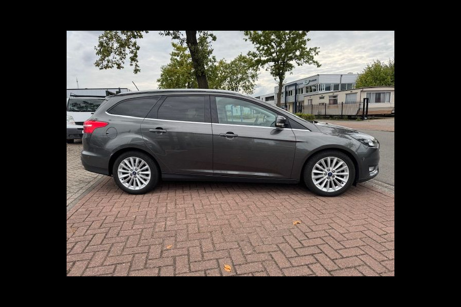 Ford FOCUS Wagon 1.0 125pk Titanium 162.000km Airco/ECC,Cruisecontrol,Navigatie