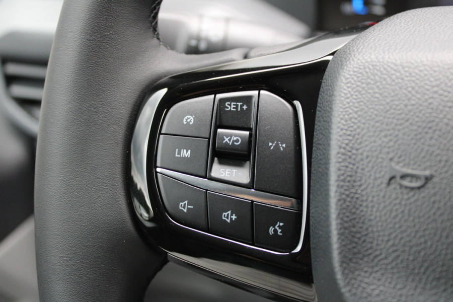 Ford Transit Custom 320 2.0 TDCI L2H1 Trend 170pk - 4x4 AWD - 2x Schuifdeur - Carplay - Android - Camera - Stoelverwarming - Verwarmd stuurwiel - Ri