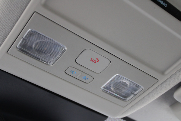 Ford Transit Custom 320 2.0 TDCI L2H1 Trend 170pk - 4x4 AWD - 2x Schuifdeur - Carplay - Android - Camera - Stoelverwarming - Verwarmd stuurwiel - Ri