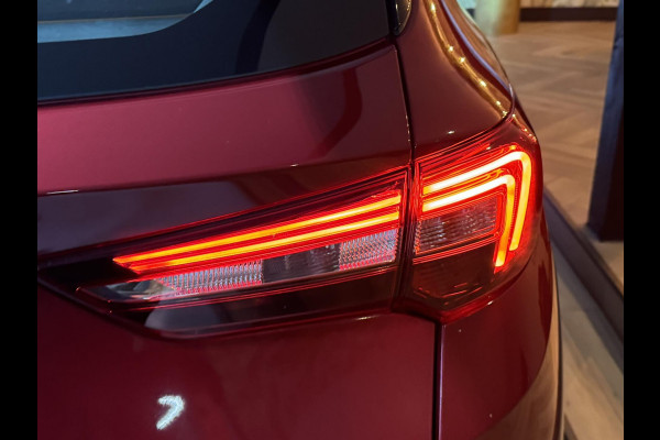 Opel Grandland X 1.6 Turbo Hybrid4 Innovation Garantie Camera Elek Achterklep Carplay Blindspot Cruise Clima Navi Led Rijklaar