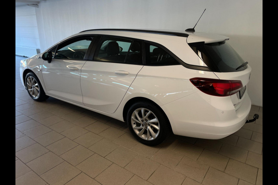 Opel Astra Sports Tourer 1.2 Edition 110PK AIRCO CRUISE NAVI BLUETOOTH PDC CAMERA SPORTVELGEN TREKHAAK LAGE KM ZEER NETTE AUTO