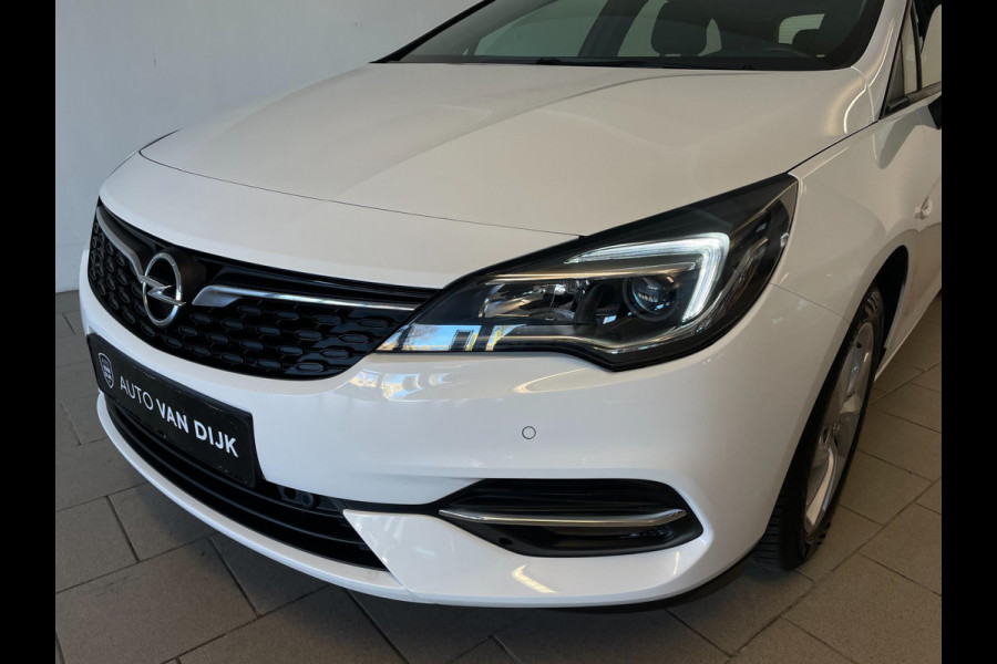Opel Astra Sports Tourer 1.2 Edition 110PK AIRCO CRUISE NAVI BLUETOOTH PDC CAMERA SPORTVELGEN TREKHAAK LAGE KM ZEER NETTE AUTO
