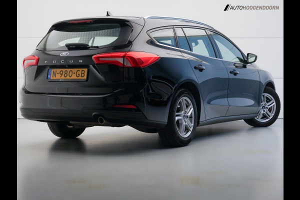 Ford FOCUS Wagon 1.0 EcoBoost Deluxe (APPLE CARPLAY,LED VERLICHTING,CRUISE CONTROL,ACHTERUITRIJCAMERA,PARKEERSENSOREN,TOPCONDITIE)