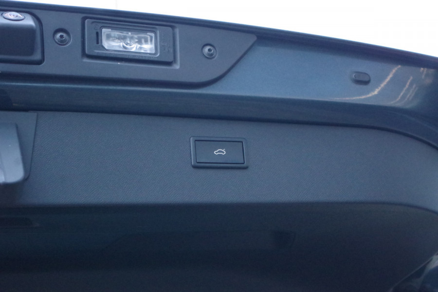 CUPRA Formentor 1.4 e-Hybrid VZ 245 PK Performance, Panoramadak, Keyless, Trekhaak, Adap. Cruise Control