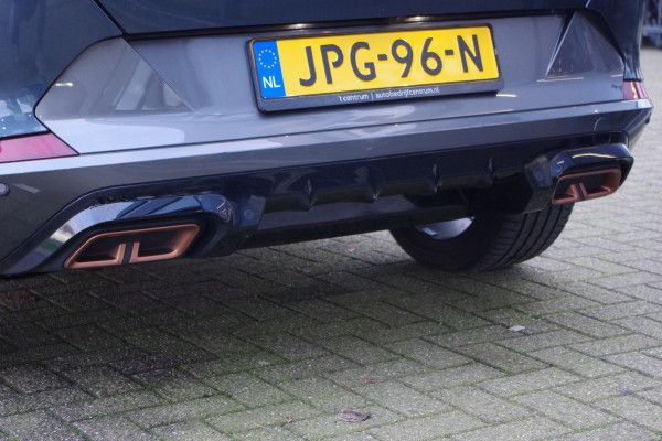 CUPRA Formentor 1.4 e-Hybrid VZ 245 PK Performance, Panoramadak, Keyless, Trekhaak, Adap. Cruise Control