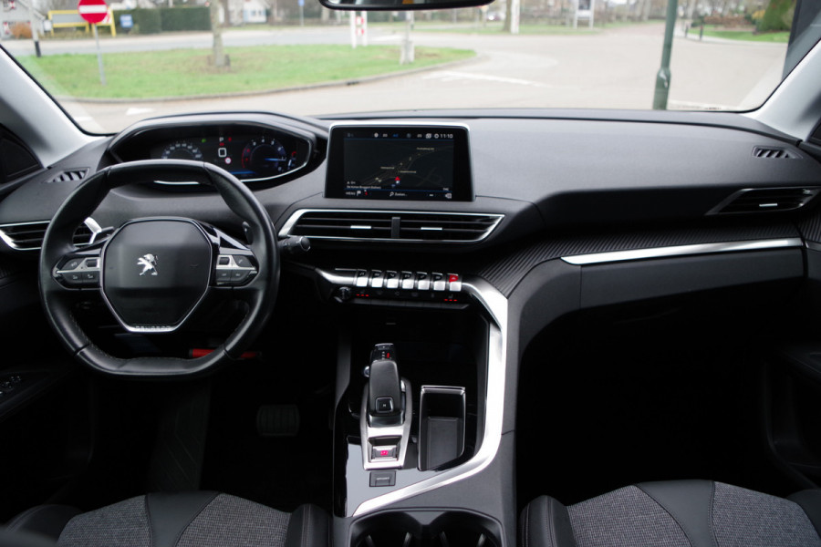 Peugeot 3008 1.2 PureTech 130 PK Automaat Blue Lease Premium, Trekhaak, Cruise Control, Camera