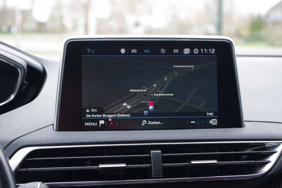 Peugeot 3008 1.2 PureTech 130 PK Automaat Blue Lease Premium, Trekhaak, Cruise Control, Camera