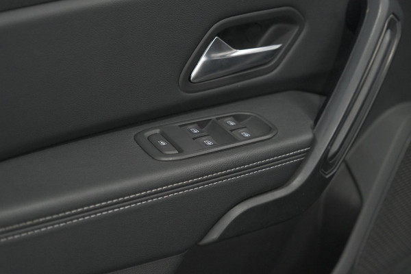 Dacia Duster TCe 130 Tech Road | 360 Camera | Dodehoekdetectie | Apple Carplay | Navigatie