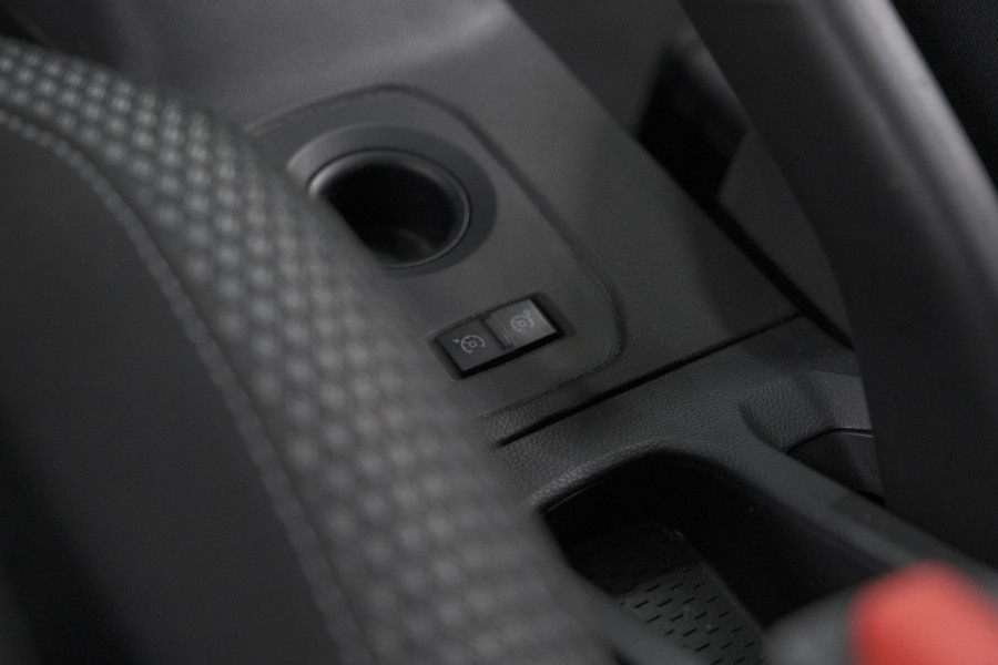 Dacia Duster TCe 130 Tech Road | 360 Camera | Dodehoekdetectie | Apple Carplay | Navigatie