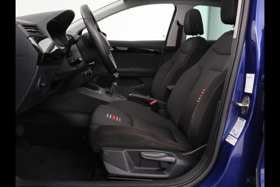 Seat Ibiza 1.0 TSI FR Intens | Panoramadak | Stoelverwarming | Adaptive cruise | Beats Pack | Camera | Carplay | Full LED | Navigatie | Keyless | Climate control