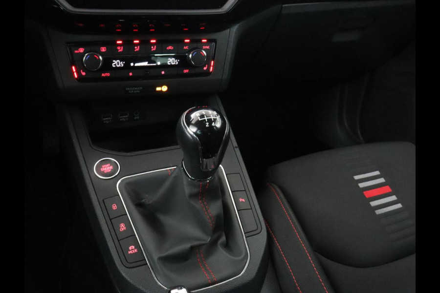 Seat Ibiza 1.0 TSI FR Intens | Panoramadak | Stoelverwarming | Adaptive cruise | Beats Pack | Camera | Carplay | Full LED | Navigatie | Keyless | Climate control