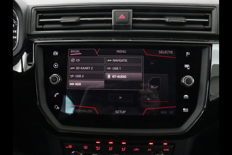 Seat Ibiza 1.0 TSI FR Intens | Panoramadak | Stoelverwarming | Adaptive cruise | Beats Pack | Camera | Carplay | Full LED | Navigatie | Keyless | Climate control