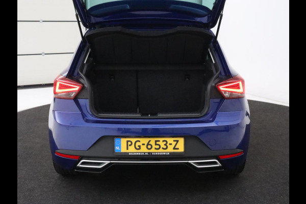 Seat Ibiza 1.0 TSI FR Intens | Panoramadak | Stoelverwarming | Adaptive cruise | Beats Pack | Camera | Carplay | Full LED | Navigatie | Keyless | Climate control