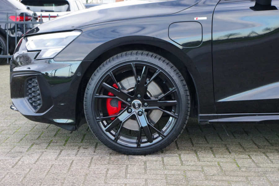 Audi A3 Sportback 45 TFSI e 245 PK S-Line Edition Competition, Camera, Carplay, Adap. Cruise Control