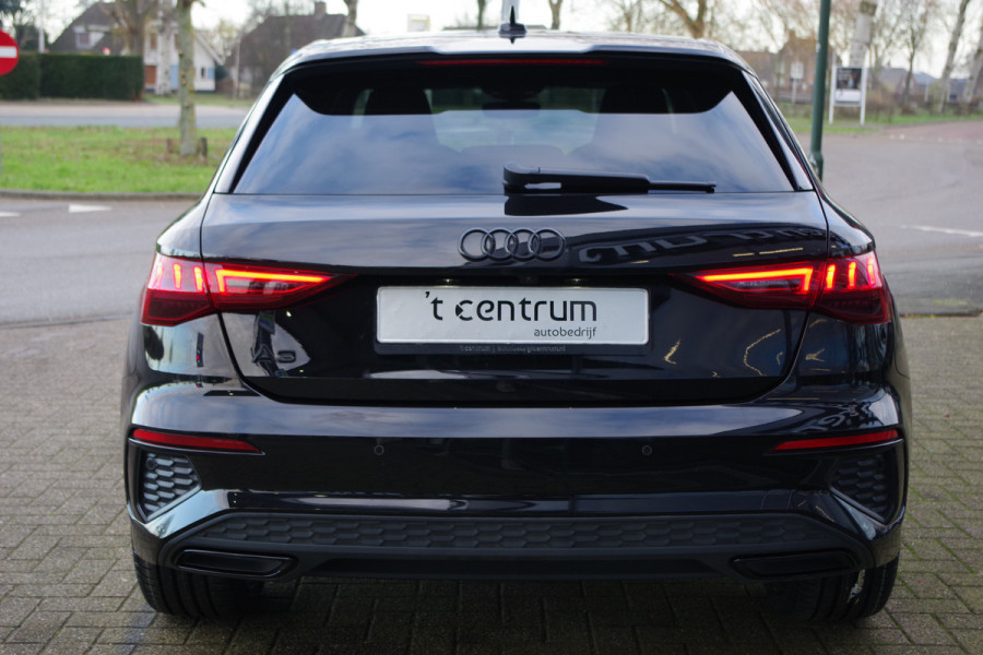 Audi A3 Sportback 45 TFSI e 245 PK S-Line Edition Competition, Camera, Carplay, Adap. Cruise Control