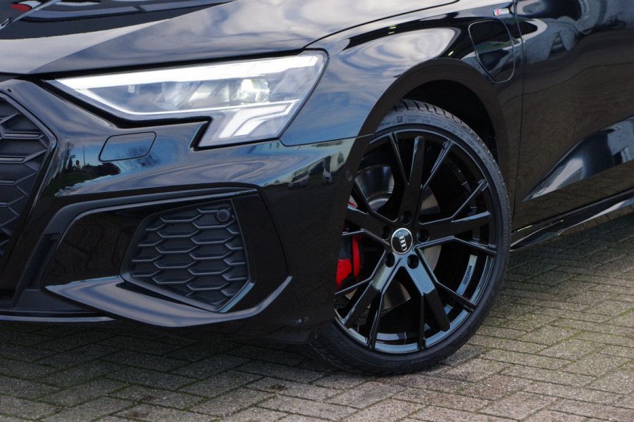 Audi A3 Sportback 45 TFSI e 245 PK S-Line Edition Competition, Camera, Carplay, Adap. Cruise Control