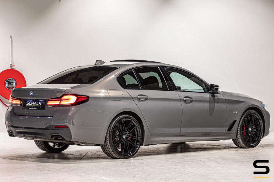 BMW 5 Serie 530e xDrive|M-sportPlus|Pano|HUD|Cam|Garantie