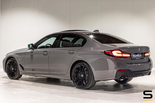 BMW 5 Serie 530e xDrive|M-sportPlus|Pano|HUD|Cam|Garantie