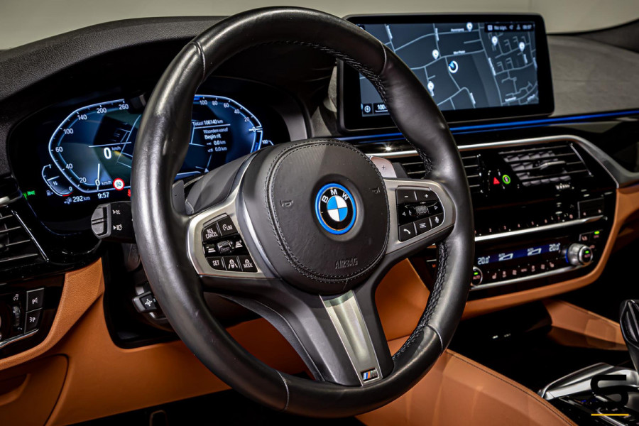 BMW 5 Serie 530e xDrive|M-sportPlus|Pano|HUD|Cam|Garantie