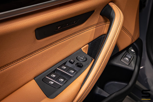 BMW 5 Serie 530e xDrive|M-sportPlus|Pano|HUD|Cam|Garantie