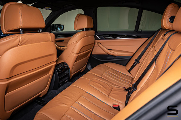 BMW 5 Serie 530e xDrive|M-sportPlus|Pano|HUD|Cam|Garantie