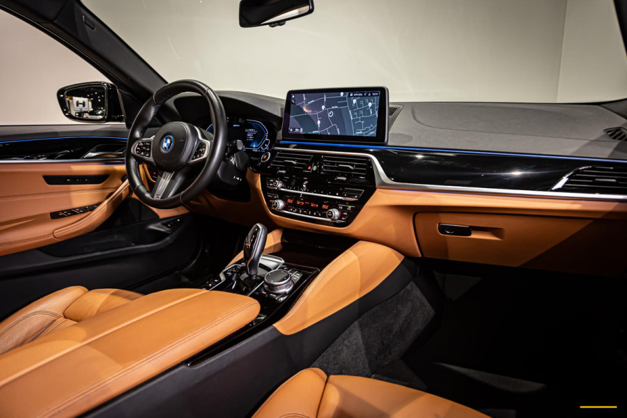 BMW 5 Serie 530e xDrive|M-sportPlus|Pano|HUD|Cam|Garantie