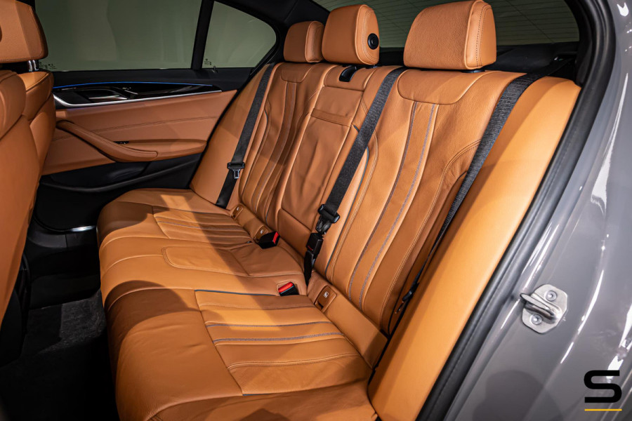 BMW 5 Serie 530e xDrive|M-sportPlus|Pano|HUD|Cam|Garantie