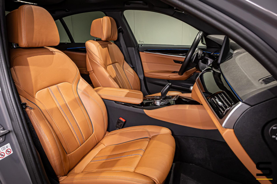 BMW 5 Serie 530e xDrive|M-sportPlus|Pano|HUD|Cam|Garantie