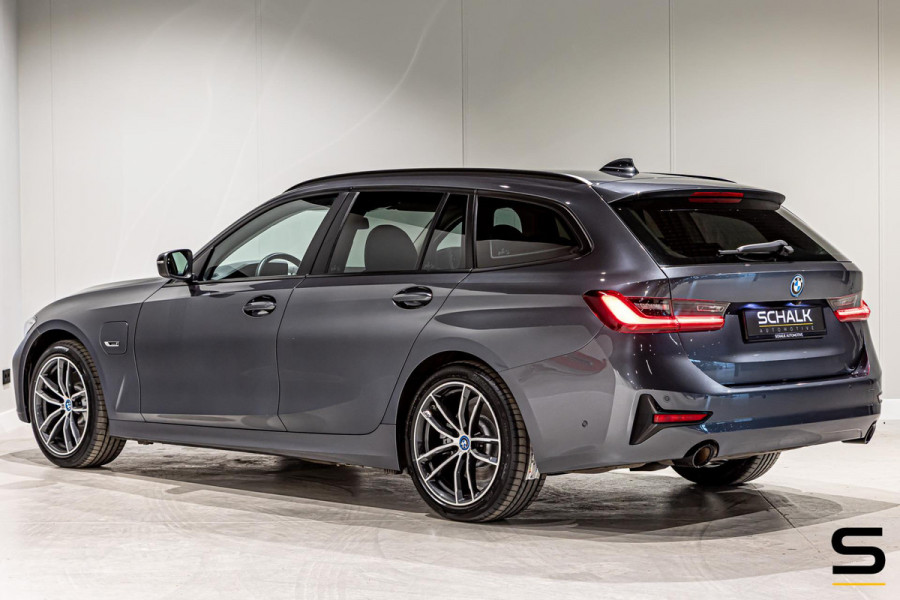 BMW 3 Serie Touring 330e|Cam|Acc|Garantie|Leder|1e eigenaar