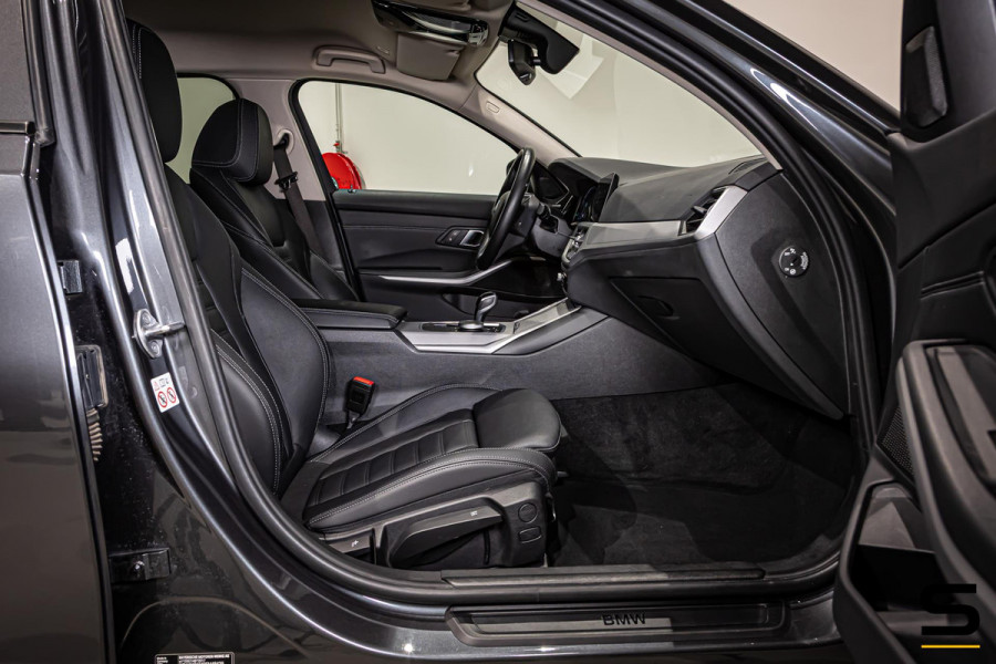 BMW 3 Serie Touring 330e|Cam|Acc|Garantie|Leder|1e eigenaar