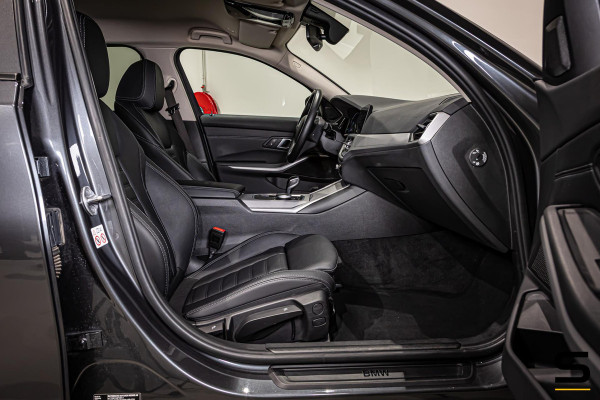 BMW 3 Serie Touring 330e|Cam|Acc|Garantie|Leder|1e eigenaar