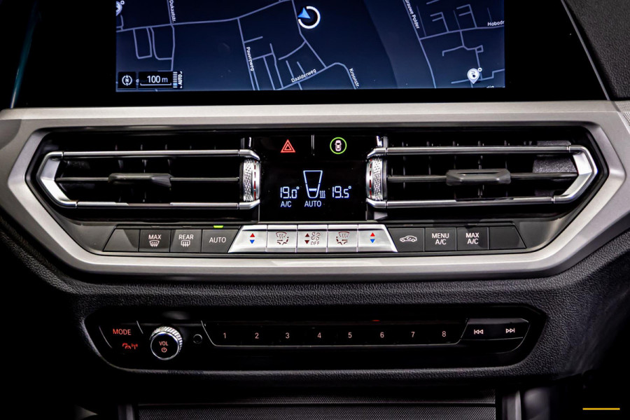 BMW 3 Serie Touring 330e|Cam|Acc|Garantie|Leder|1e eigenaar