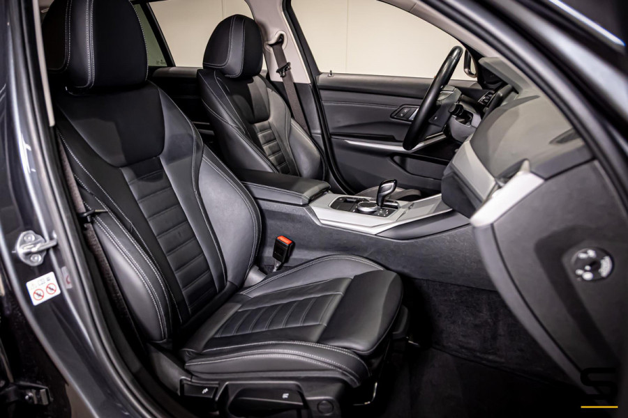 BMW 3 Serie Touring 330e|Cam|Acc|Garantie|Leder|1e eigenaar