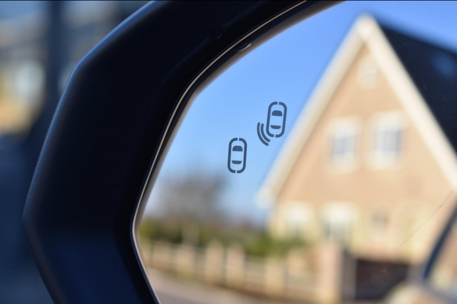 Lynk & Co 01 1.5 | TREKHAAK | INFINITY | SOH 94% | PANO | NAP | DEALER ONDERHOUDEN | CAMERA | APPLE CARPLAY | ANDROID AUTO