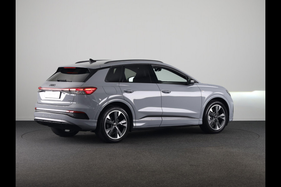 Audi Q4 e-tron 45 S edition Competition 82 kWh 286 pk | Assistentiepakket plus | Comfortpakket plus | Ambient lichtpakket | Optiekpakket zwart plus |