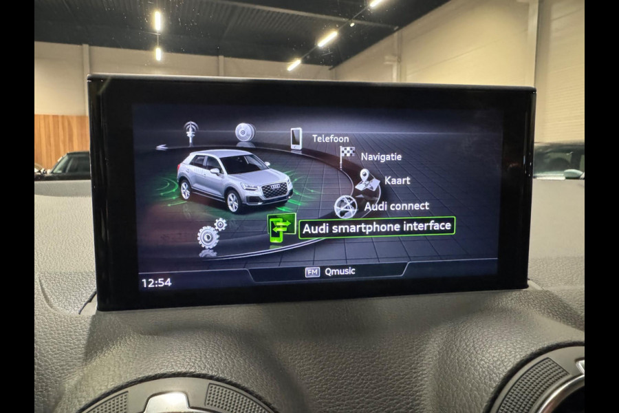 Audi Q2 35 TFSI 150PK S-Tronic, Apple Carplay, Navi, Clima, Multistuur, PDC, Android Auto, Bluetooth/Tel, Volledig Onderhouden