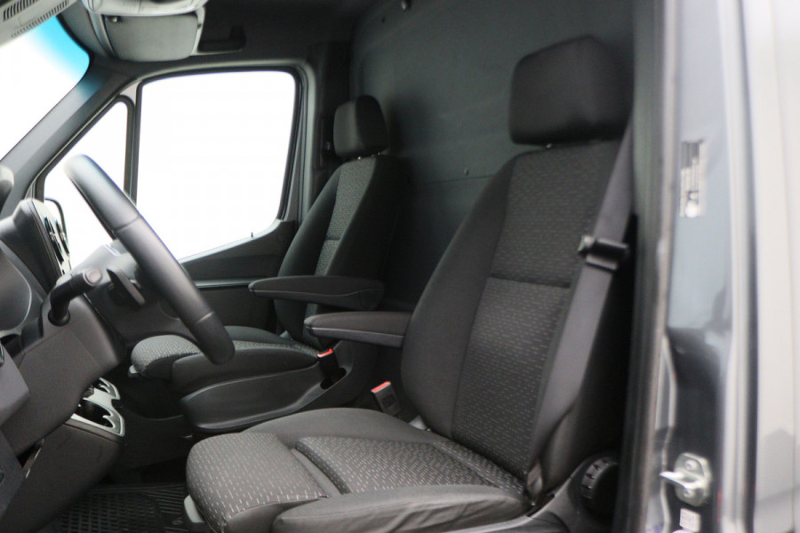 Mercedes-Benz Sprinter 317 CDI Automaat L1H1 Standkachel, LED, Airco, Camera, Cruise, Apple Carplay, PDC, 18''