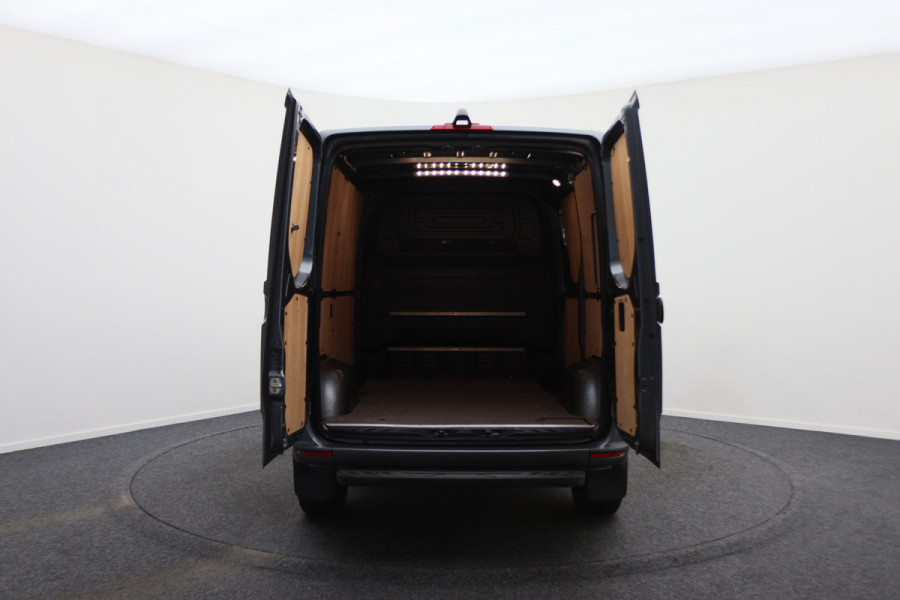 Mercedes-Benz Sprinter 317 CDI Automaat L1H1 Standkachel, LED, Airco, Camera, Cruise, Apple Carplay, PDC, 18''