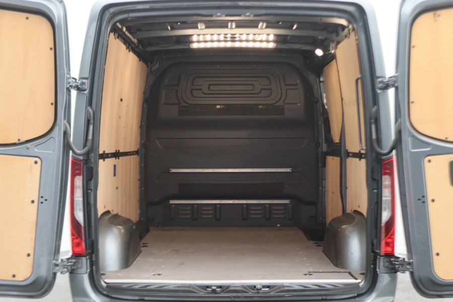 Mercedes-Benz Sprinter 317 CDI Automaat L1H1 Standkachel, LED, Airco, Camera, Cruise, Apple Carplay, PDC, 18''