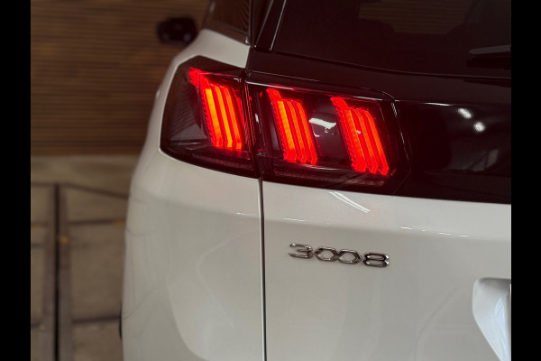 Peugeot 3008 1.6 HYbrid 225 GT | Pano | Leder | Parelmoer | Afneembare Trekhaak | Navigatie | Stoelverwarming