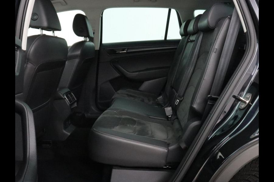 Škoda Kodiaq 1.5 TSI Business Edition 7-persoons | Leder/Alcantara | Trekhaak | Stoelverwarming | Camera | Carplay | DAB | Full LED | Navigatie