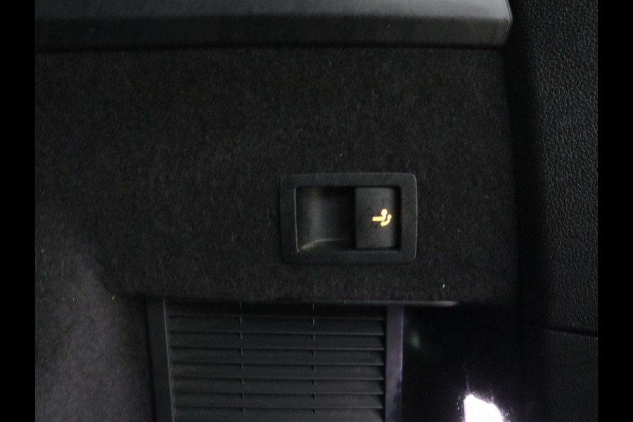 Škoda Kodiaq 1.5 TSI Business Edition 7-persoons | Leder/Alcantara | Trekhaak | Stoelverwarming | Camera | Carplay | DAB | Full LED | Navigatie