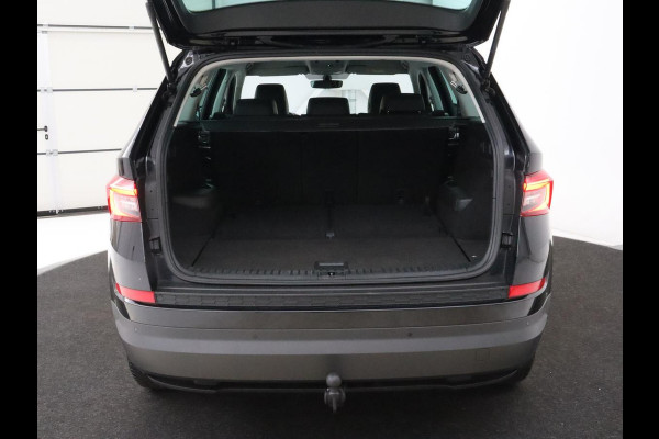 Škoda Kodiaq 1.5 TSI Business Edition 7-persoons | Leder/Alcantara | Trekhaak | Stoelverwarming | Camera | Carplay | DAB | Full LED | Navigatie